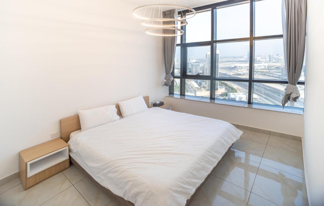 Sky View Tower Apartments Dubai Exterior foto