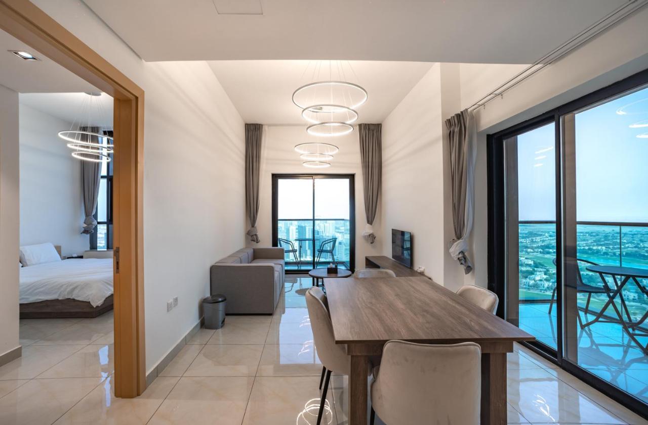 Sky View Tower Apartments Dubai Exterior foto