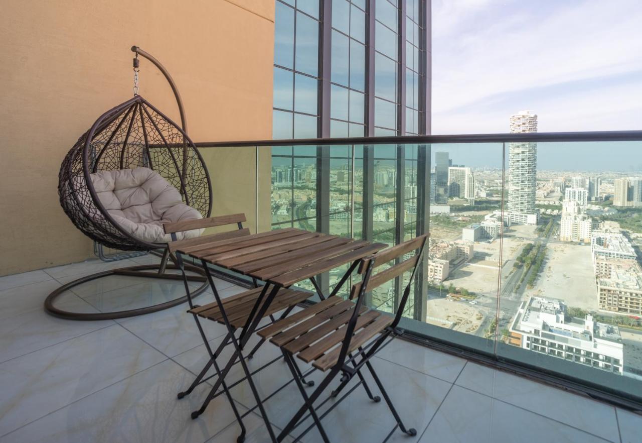 Sky View Tower Apartments Dubai Exterior foto